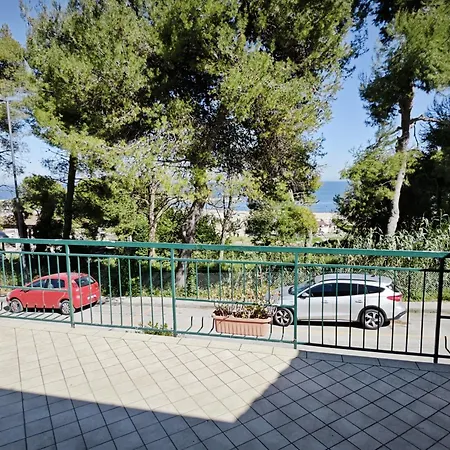 R07 - Trilocale Con Terrazzo E Garage * נומאנה