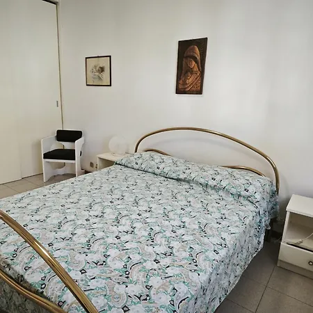 R07 - Trilocale Con Terrazzo E Garage