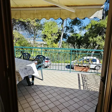 R07 - Trilocale Con Terrazzo E Garage Apartmán *