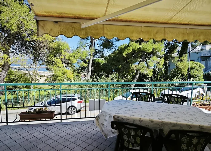 R07 - Trilocale Con Terrazzo E Garage Διαμέρισμα Numana