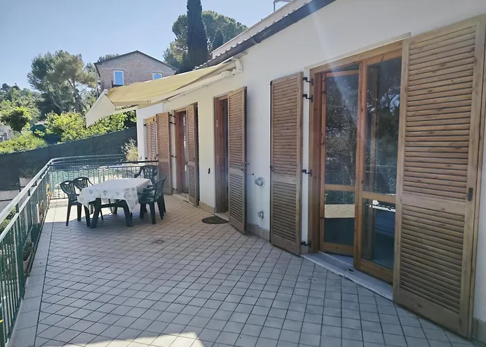 Διαμέρισμα R07 - Trilocale Con Terrazzo E Garage