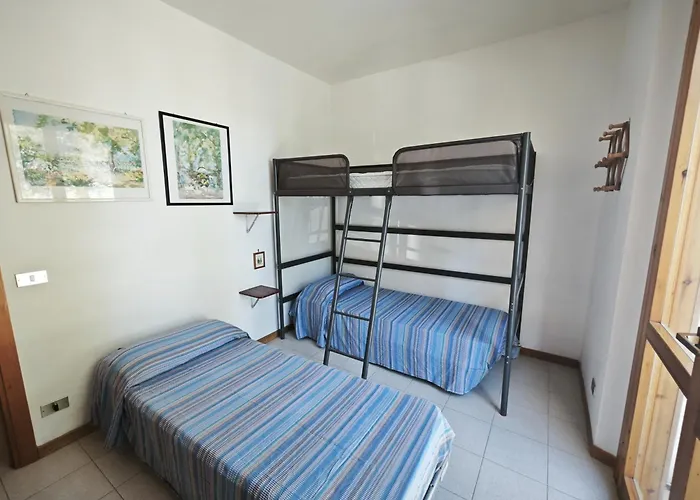 R07 - Trilocale Con Terrazzo E Garage Numana